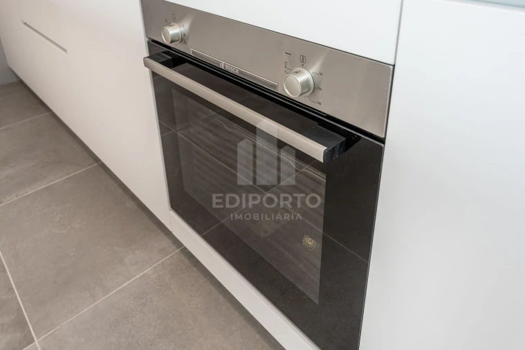 Apartamento T2 para Venda em Custoias Foto 9