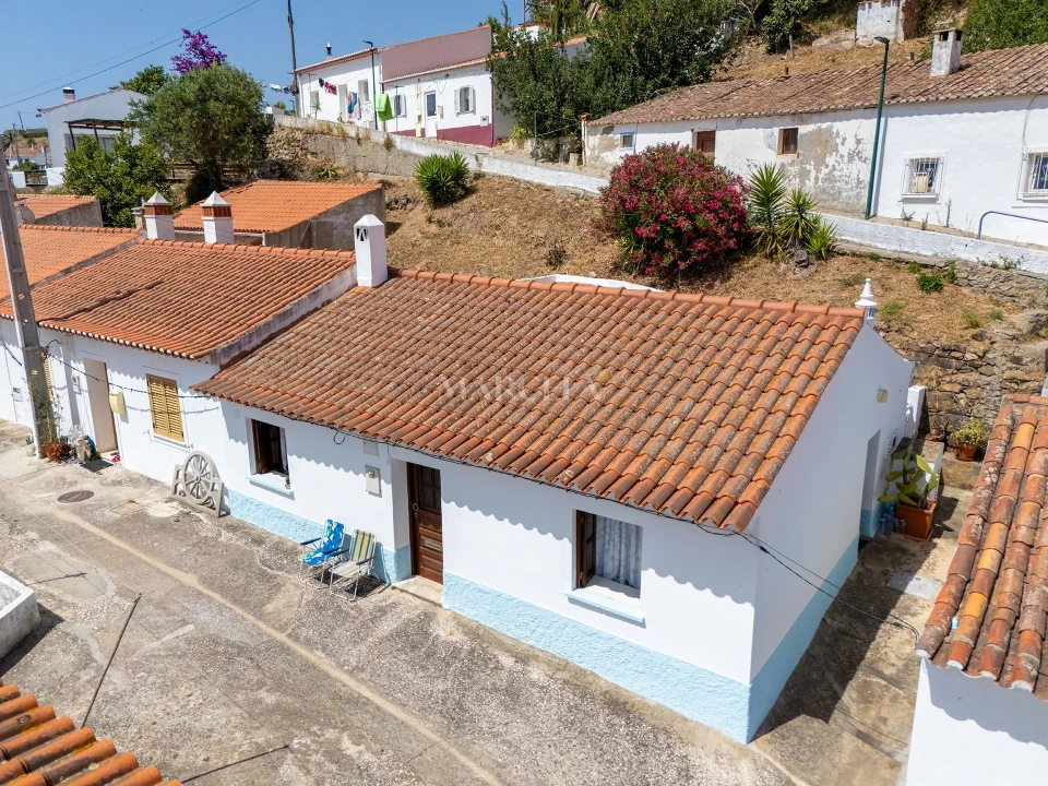 Moradia T2 para Venda em Aljezur Foto 2