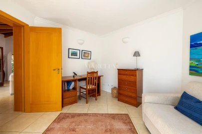Moradia T4 para Venda em Barão de São Miguel