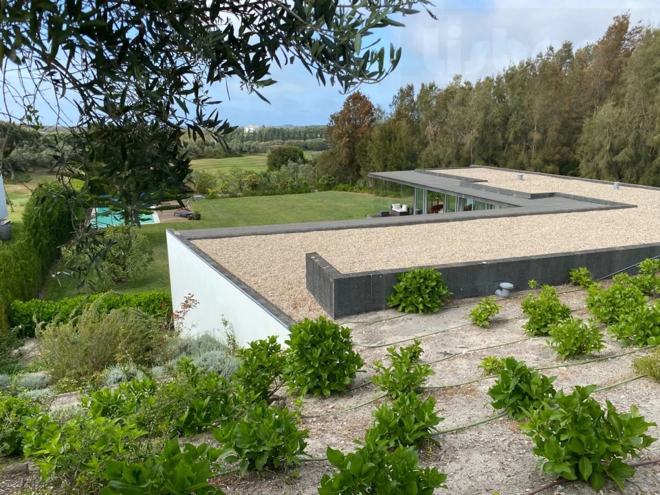 Moradia T4 para Venda em Vau Foto 31