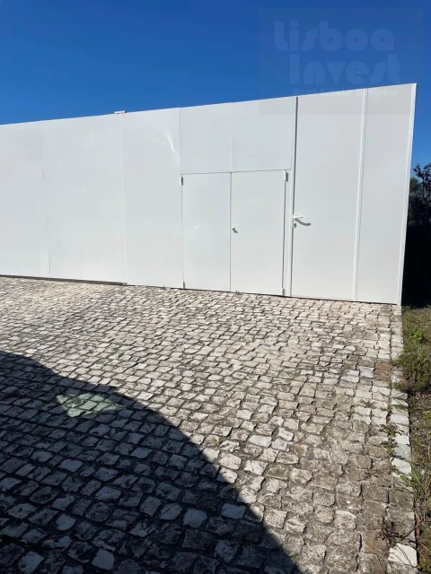 Moradia T4 para Venda em Vau