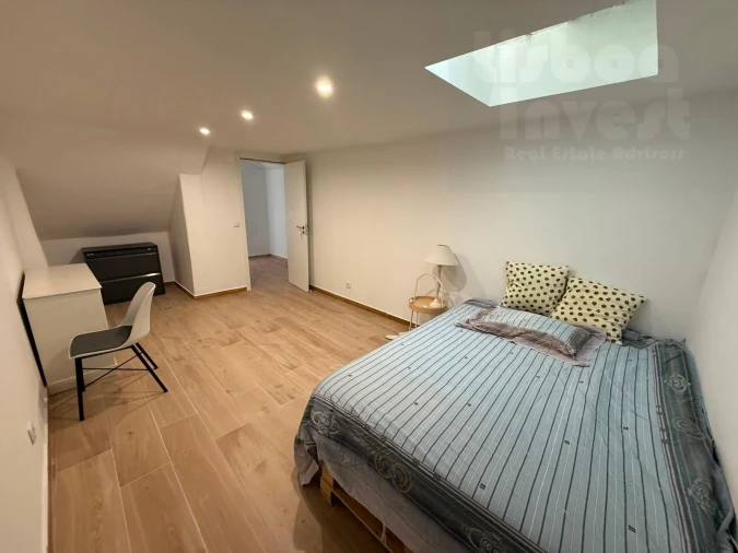 Apartamento T4 para Venda em Campolide Foto 9