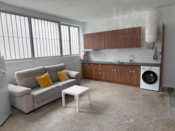 Apartamento T4 para Venda em Campolide Foto 3