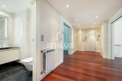 Apartamento T4 para Venda em Avenidas Novas