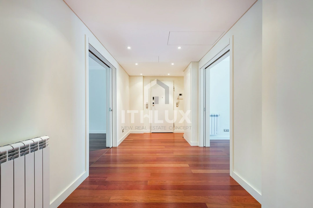 Apartamento T4 para Venda em Avenidas Novas Foto 1