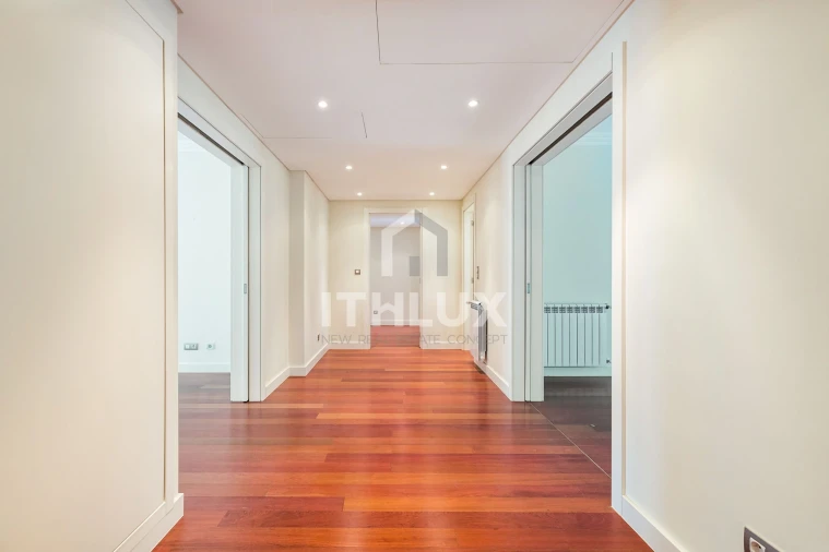 Apartamento T4 para Venda em Avenidas Novas Foto 22