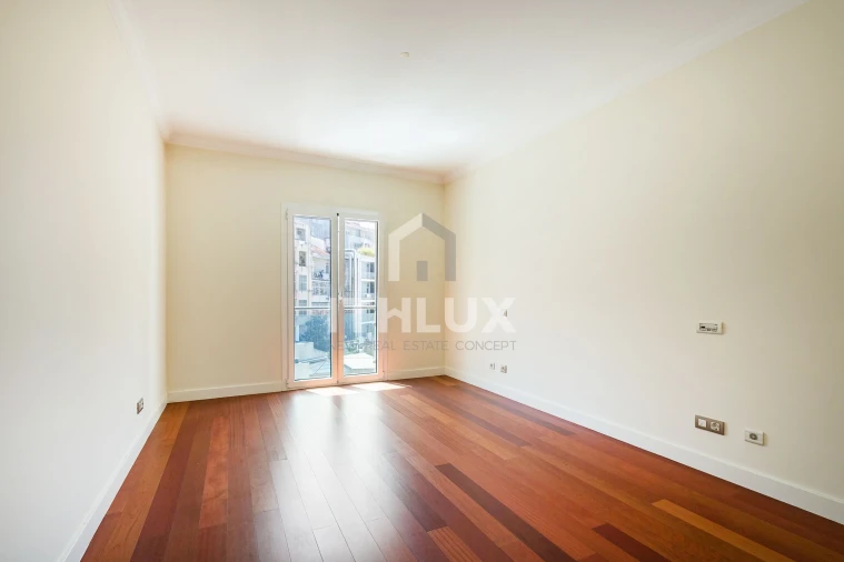 Apartamento T4 para Venda em Avenidas Novas Foto 11