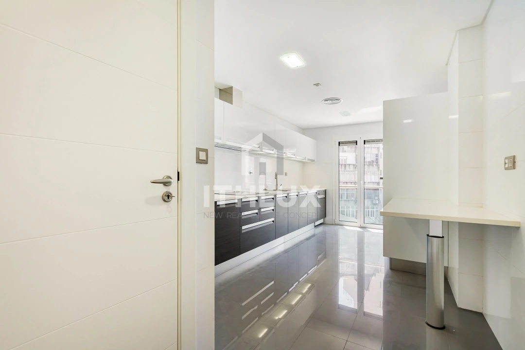 Apartamento T4 para Venda em Avenidas Novas Foto 29