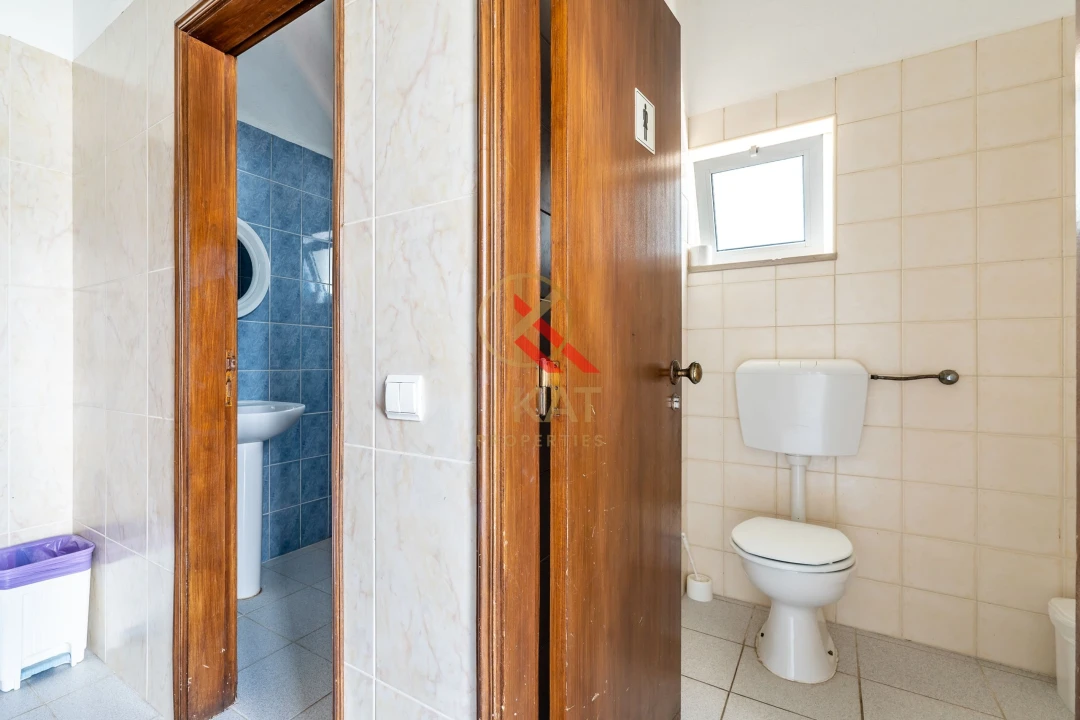 Apartamento T1 para Venda em Armação de Pera Foto 32