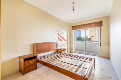Apartamento T1 para Venda em Armação de Pera