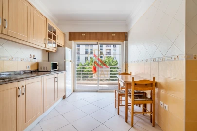 Apartamento T1 para Venda em Armação de Pera