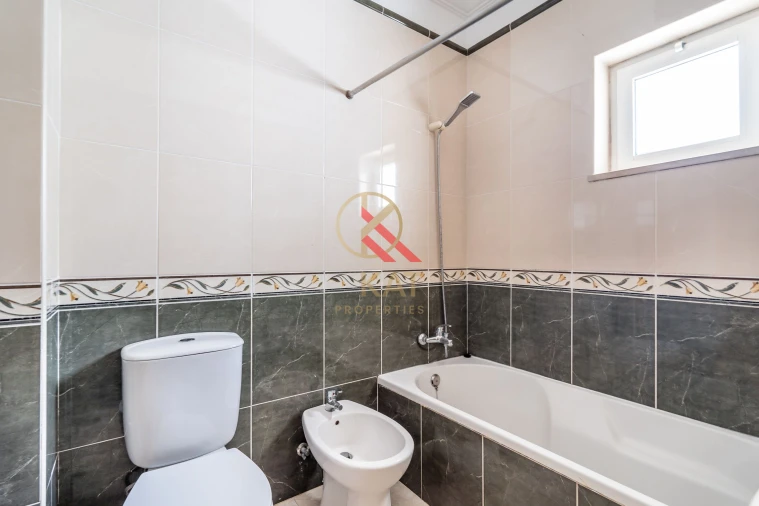Apartamento T1 para Venda em Armação de Pera Foto 14