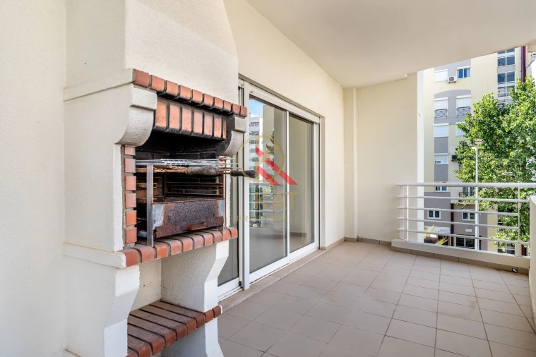 Apartamento T1 para Venda em Armação de Pera Foto 21