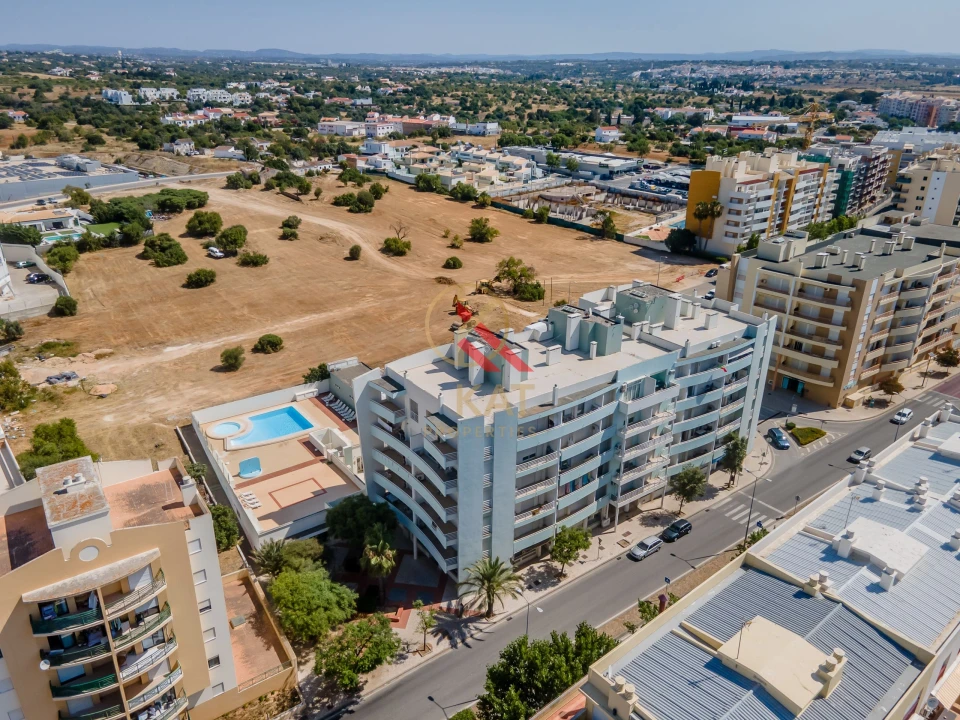 Apartamento T1 para Venda em Armação de Pera Foto 34