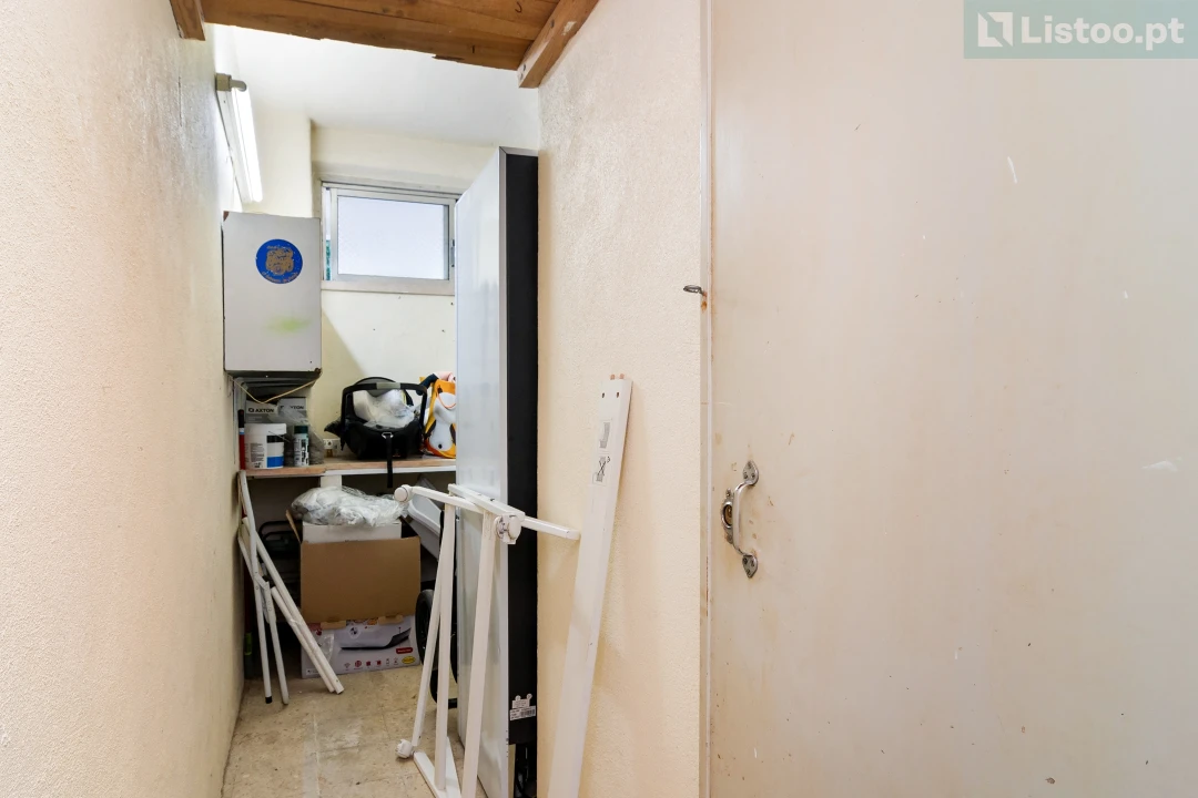 Apartamento T3 para Venda em Carcavelos e Parede Foto 24