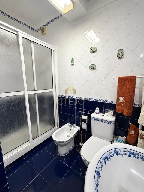 Apartamento T3 para Venda em Santa Iria de Azoia, São João da Talha e Bobadela