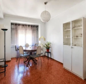 Apartamento T3 para Venda em Santa Iria de Azoia, São João da Talha e Bobadela