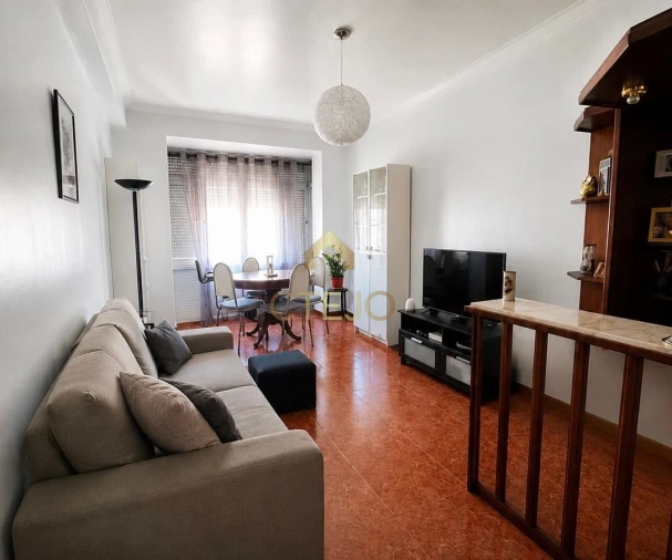 Apartamento T3 para Venda em Santa Iria de Azoia, São João da Talha e Bobadela Foto 4