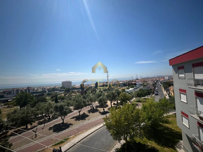 Apartamento T3 para Venda em Santa Iria de Azoia, São João da Talha e Bobadela Foto 19