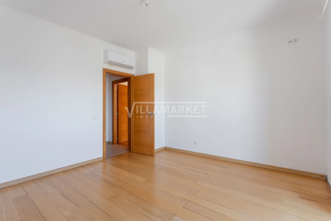 Apartamento T3 para Venda em Loule (São Clemente) Foto 37