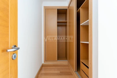 Apartamento T3 para Venda em Loule (São Clemente)