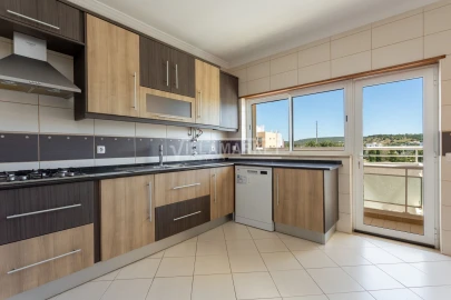 Apartamento T3 para Venda em Loule (São Clemente)