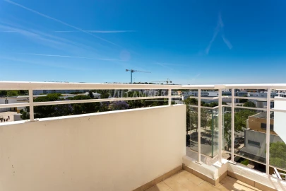 Apartamento T3 para Venda em Loule (São Clemente)