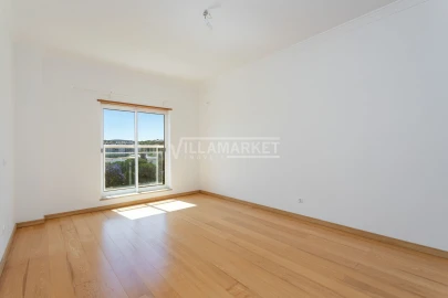 Apartamento T3 para Venda em Loule (São Clemente)