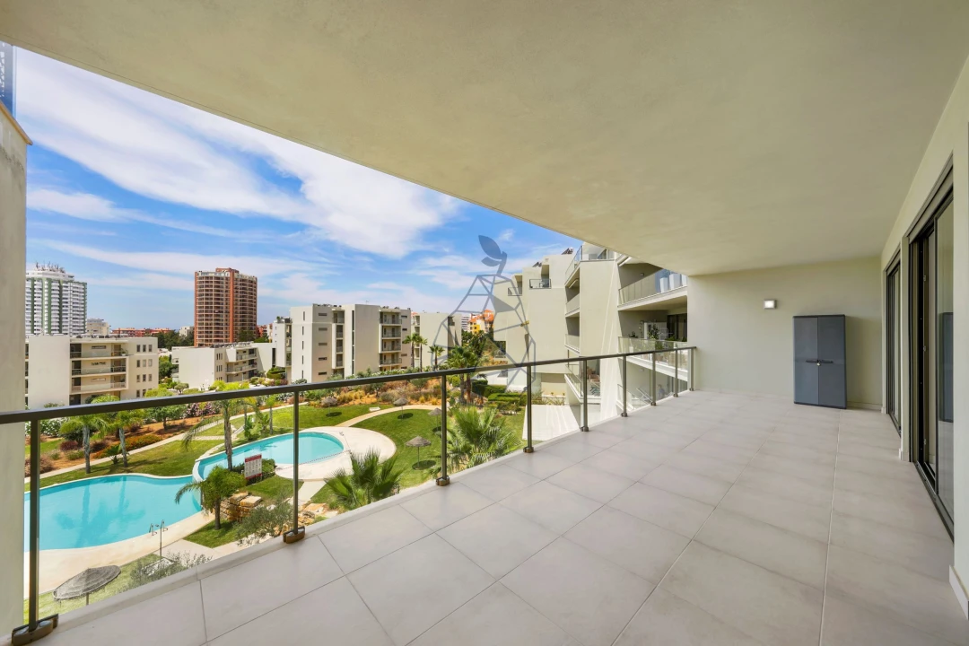 Apartamento T2 para Venda em Portimão Foto 13