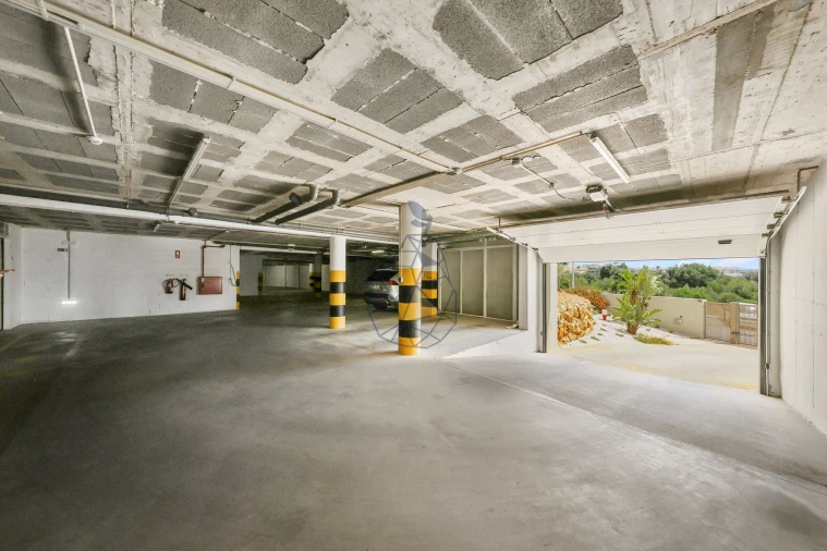 Apartamento T2 para Venda em Portimão Foto 49