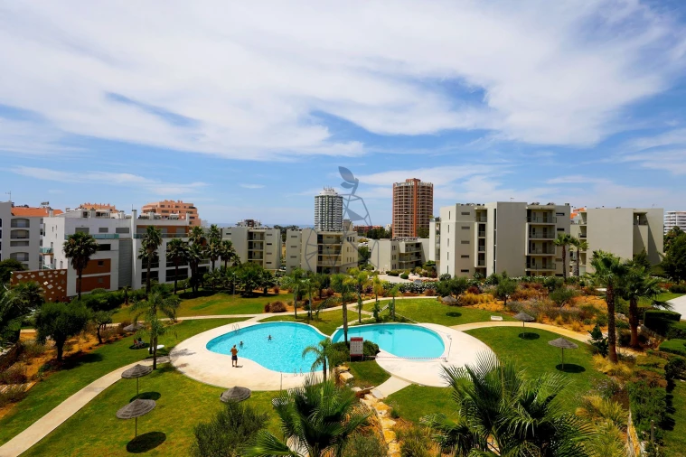 Apartamento T2 para Venda em Portimão Foto 12