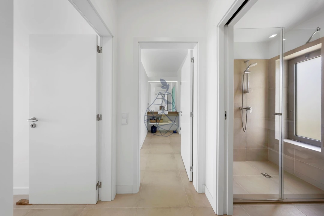 Apartamento T2 para Venda em Portimão Foto 19
