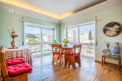 Apartamento T3 para Venda em Albufeira e Olhos de Água