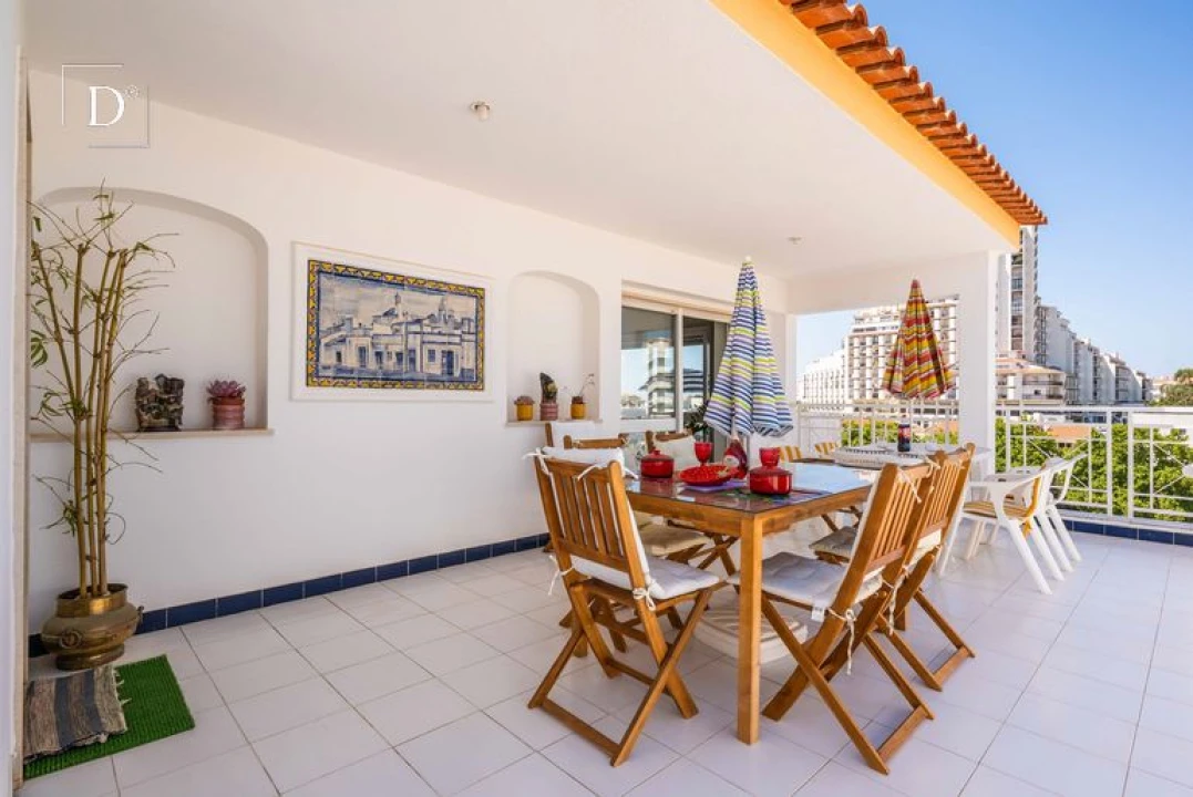 Apartamento T3 para Venda em Albufeira e Olhos de Água Foto 1