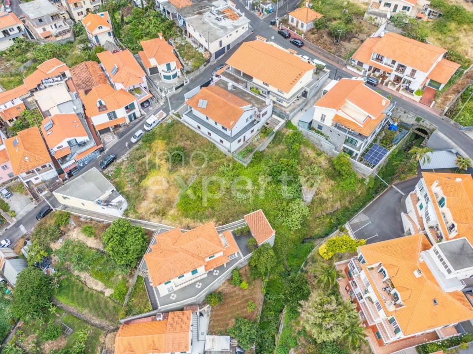 Terreno para Venda em Machico Foto 3