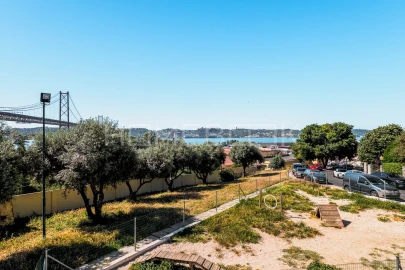 Apartamento T1 para Venda em Alcantara