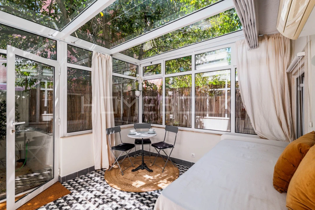 Apartamento T1 para Venda em Alcantara Foto 1