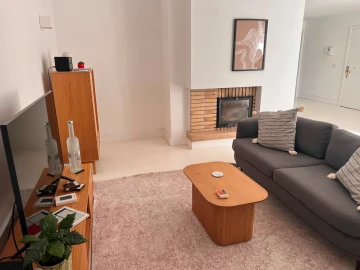 Apartamento T2 para Arrendamento em Cascais e Estoril