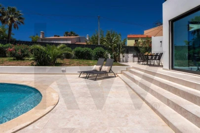 Moradia T4 para Arrendamento férias em Albufeira e Olhos de Água