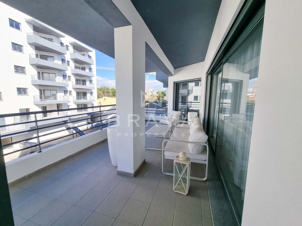 Apartamento T3 para Venda em Quelfes Foto 9