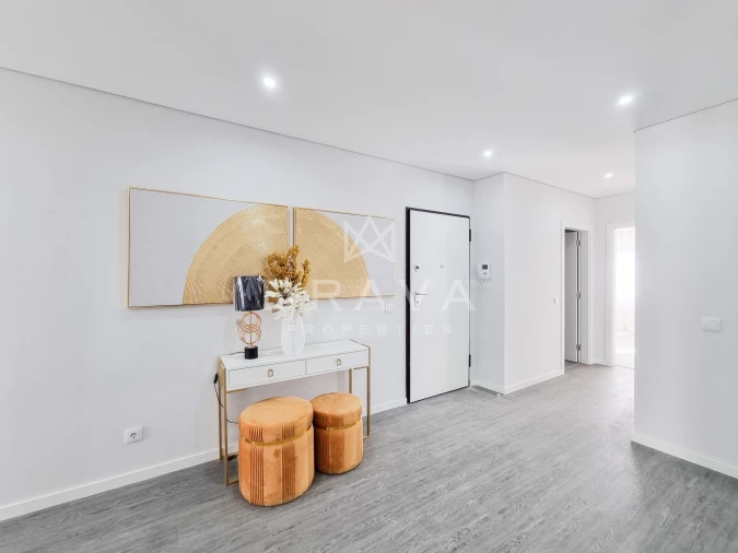 Apartamento T3 para Venda em Quelfes Foto 10