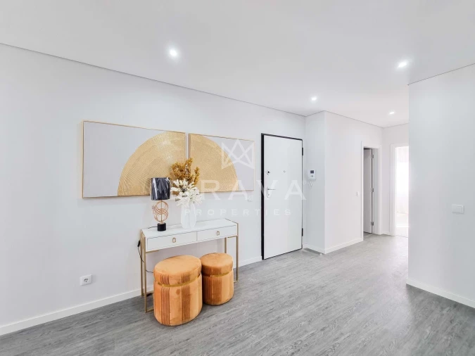 Apartamento T3 para Venda em Quelfes Foto 22