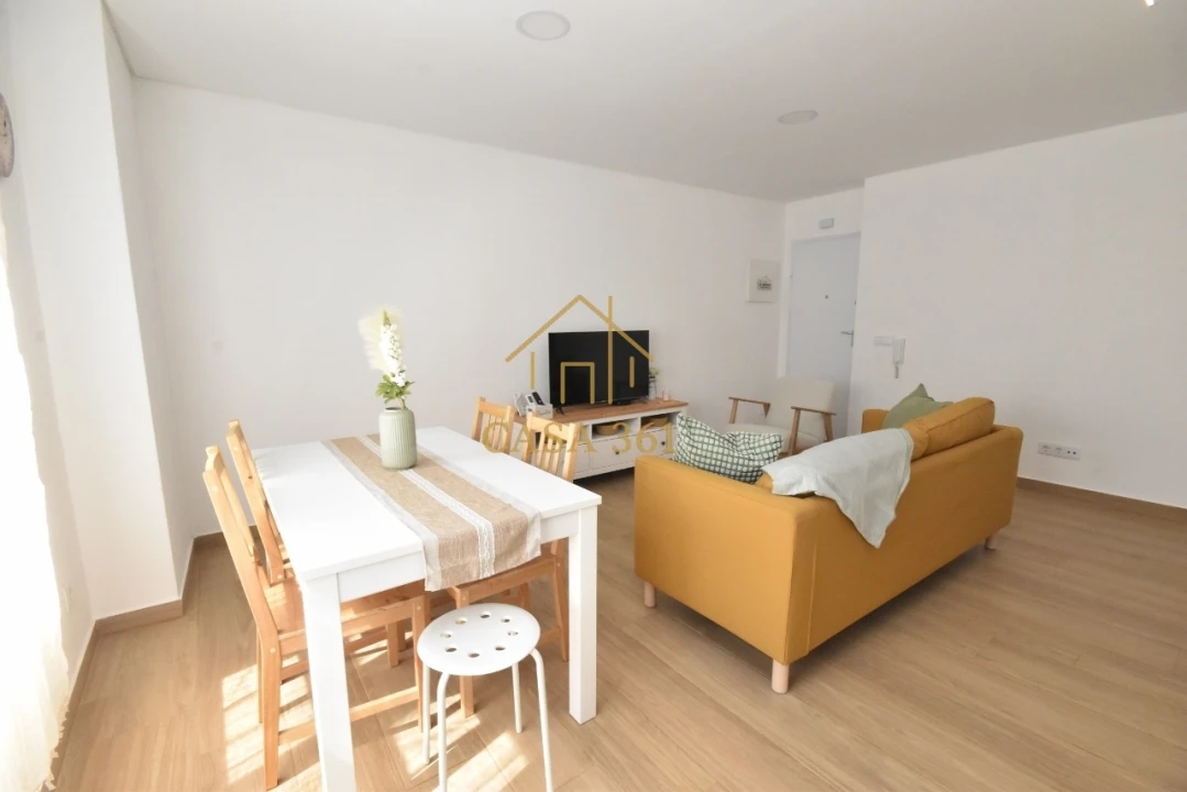 Apartamento T2 para Venda em São Martinho do Porto Foto 8