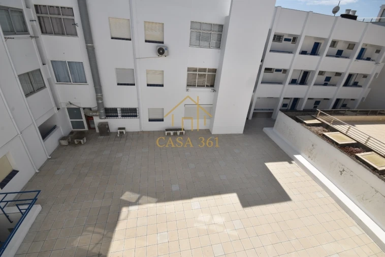 Apartamento T2 para Venda em São Martinho do Porto Foto 11