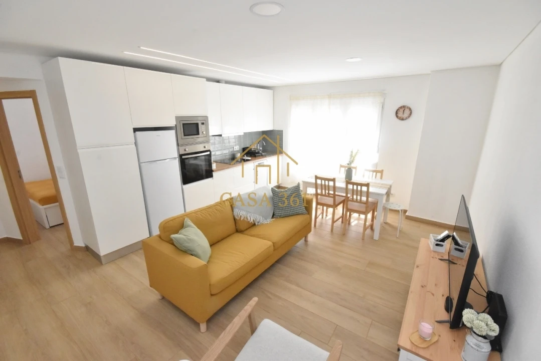Apartamento T2 para Venda em São Martinho do Porto Foto 14