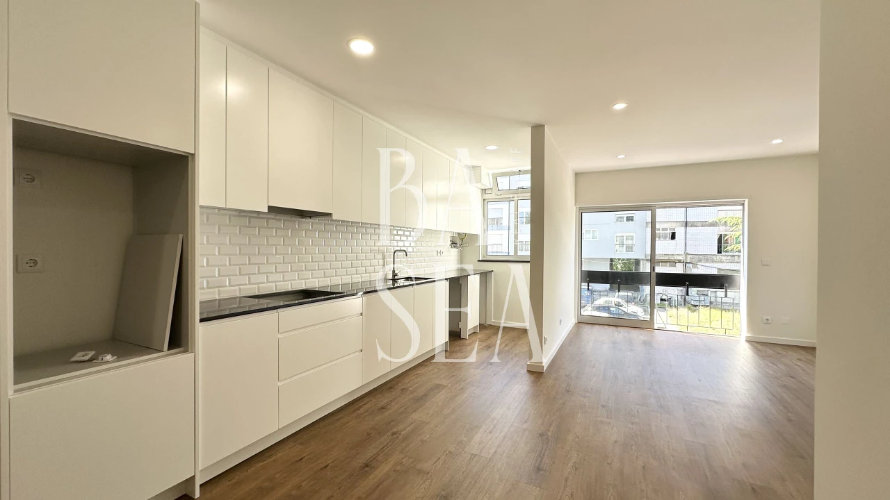 Apartamento T3 para Venda em Braga (Maximinos, Sé e Cividade) Foto 1