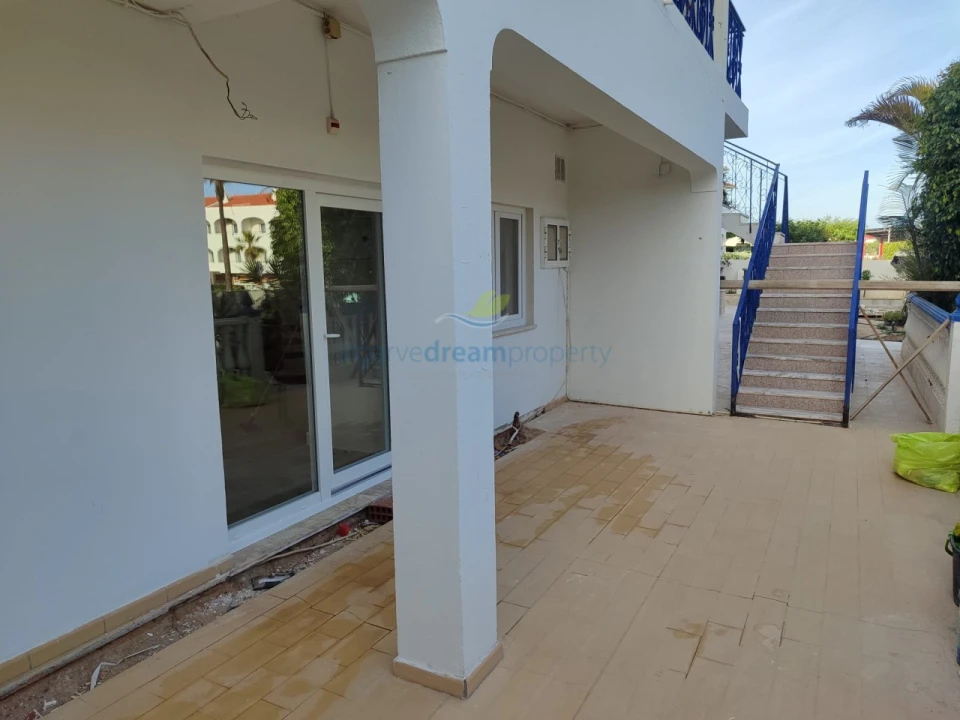 Apartamento T1 para Venda em Albufeira e Olhos de Água Foto 1