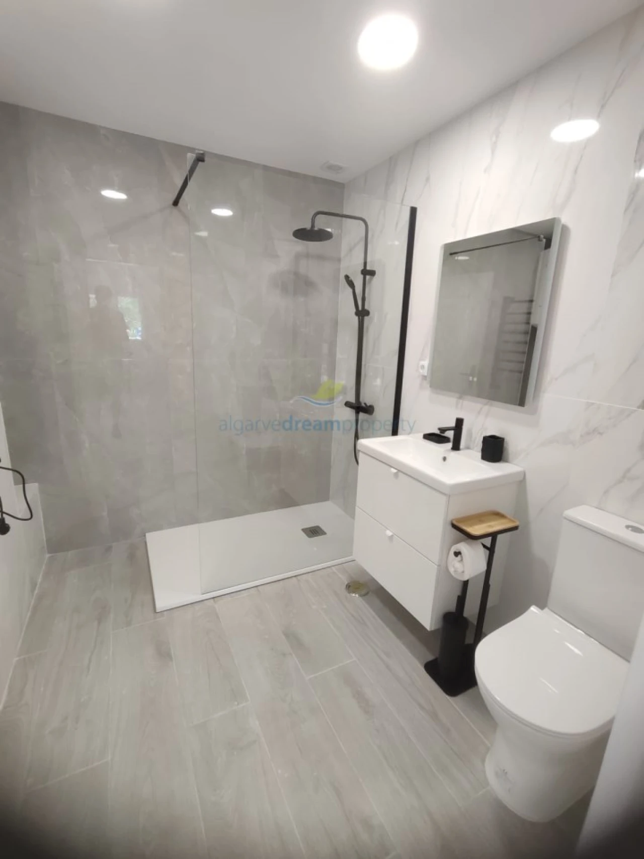 Apartamento T1 para Venda em Albufeira e Olhos de Água Foto 7