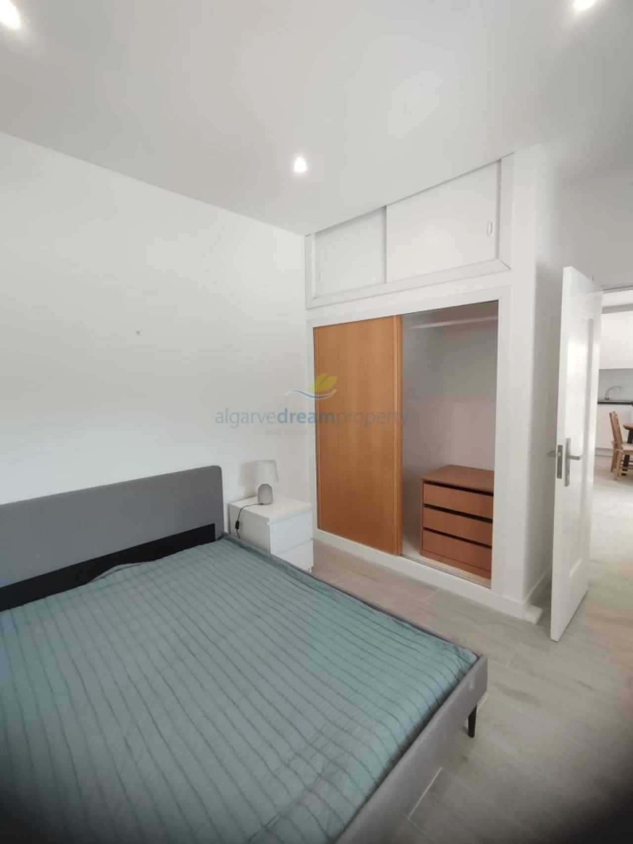 Apartamento T1 para Venda em Albufeira e Olhos de Água Foto 9