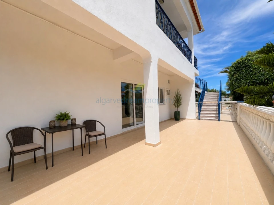 Apartamento T1 para Venda em Albufeira e Olhos de Água Foto 9